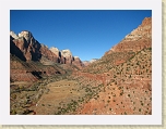 Zion 072 * View up the Zion canyon from the Watchman Trail * View up the Zion canyon from the Watchman Trail * 2816 x 2112 * (3.5MB)